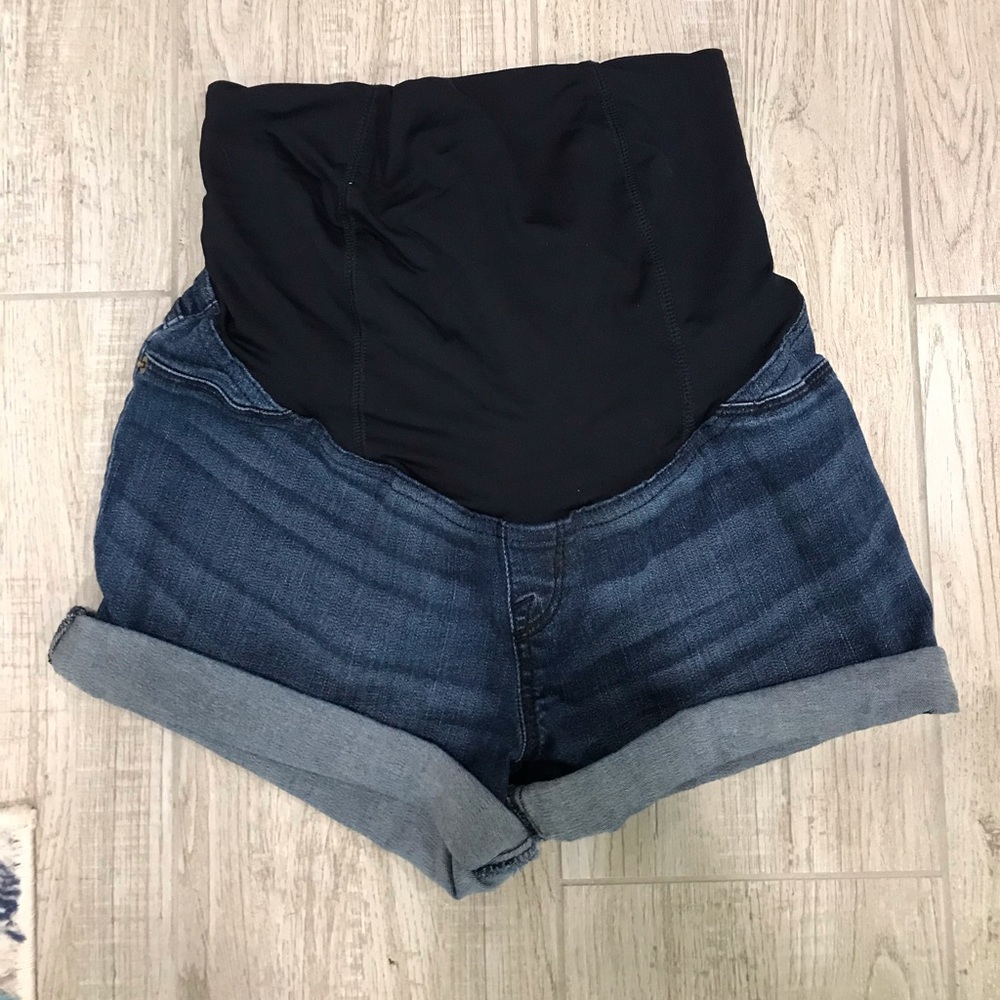 Great condition maternity shorts